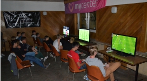 "I otwarty turniej FIFA14" za nami